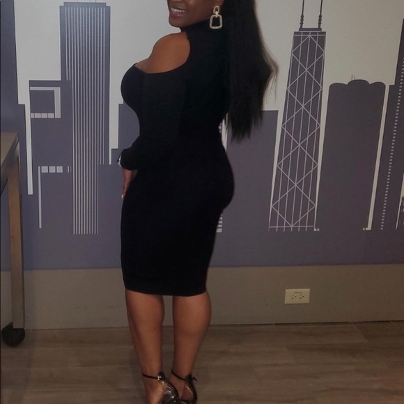 Black long sleeve midi dress - Picture 12 of 13